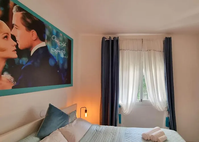 Dicaprio - Sea & Mountains View Апартаменты *